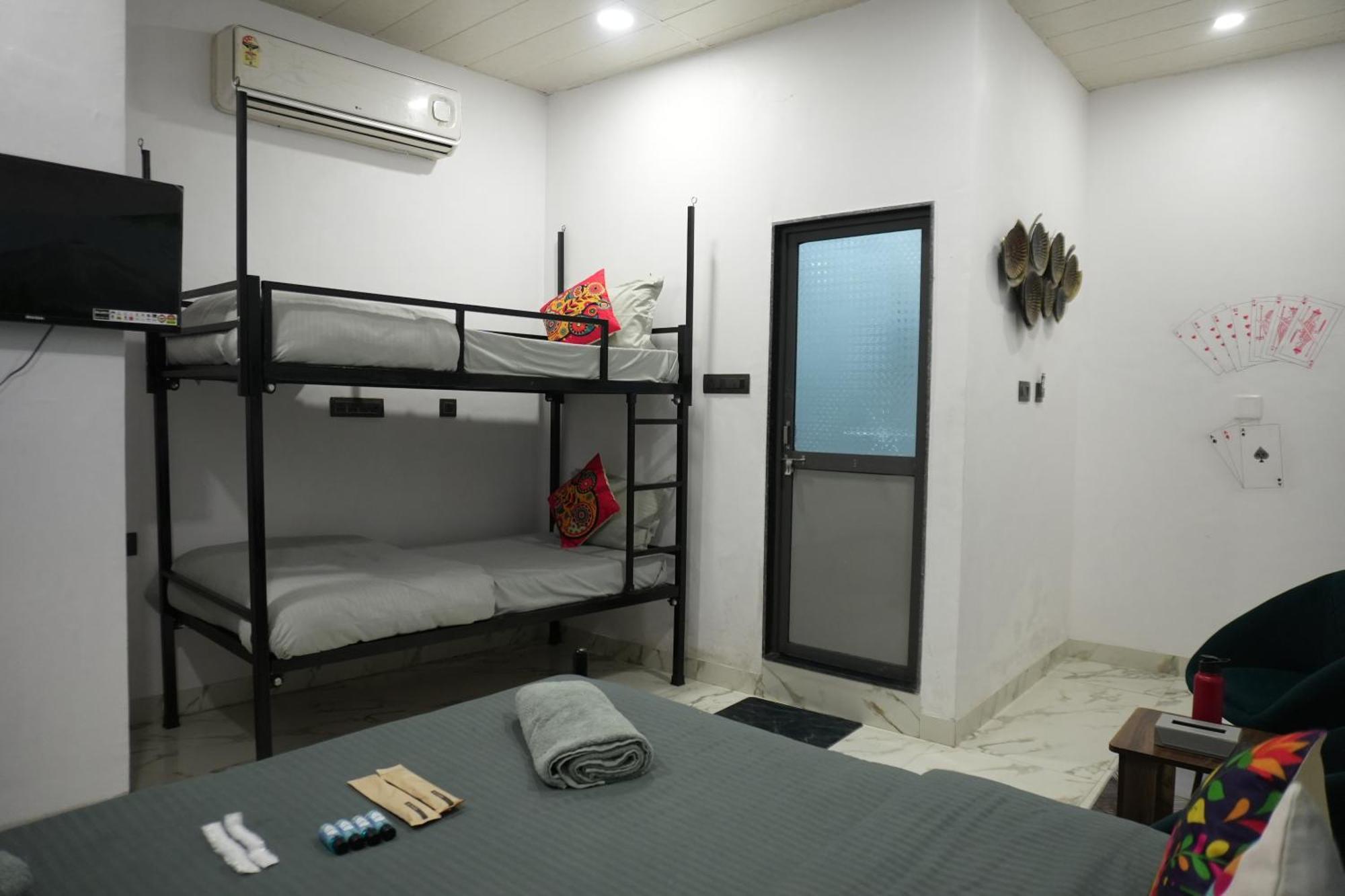 Funky Backpackers Hotel Udaipur Exterior foto
