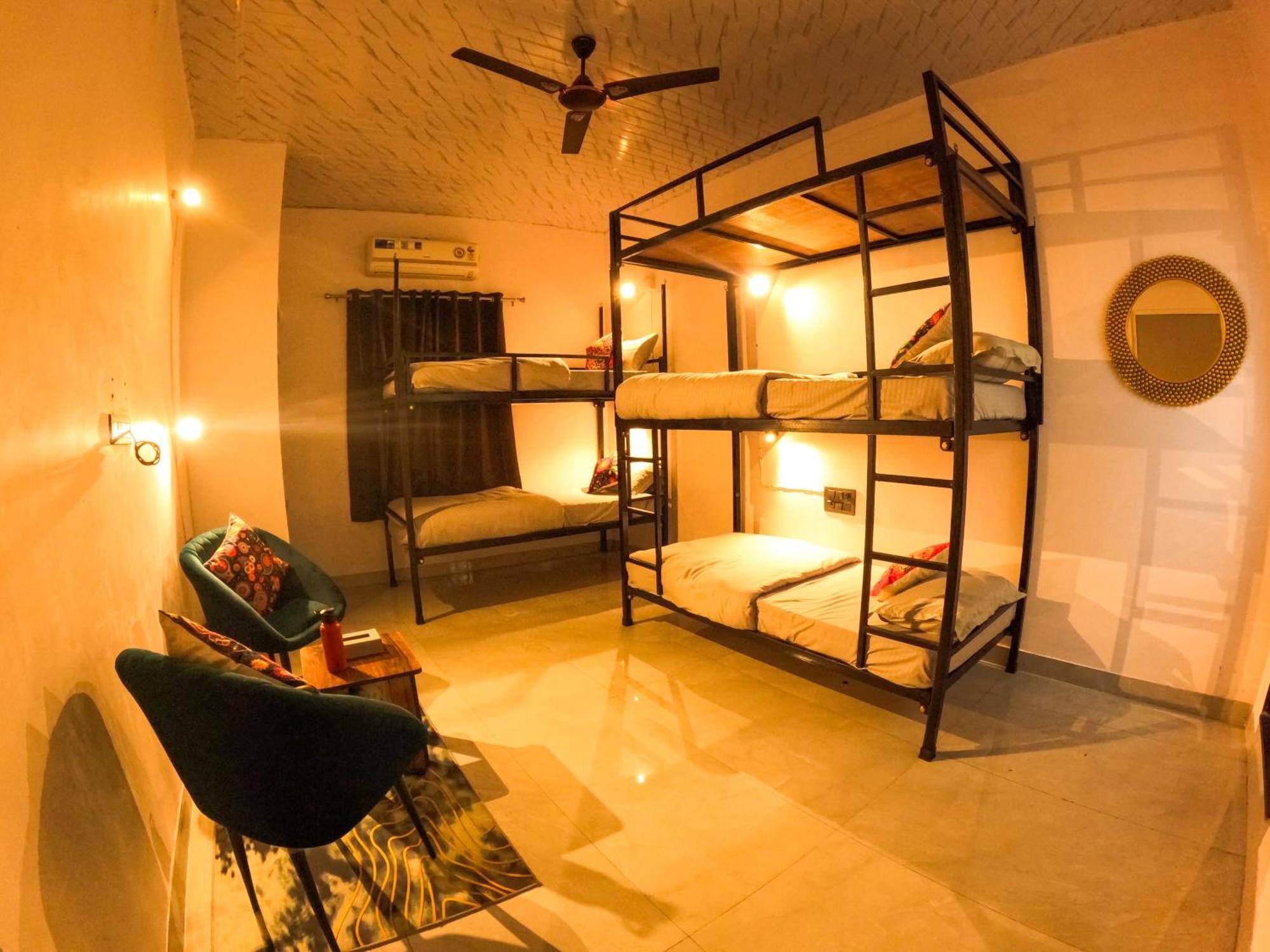 Funky Backpackers Hotel Udaipur Exterior foto